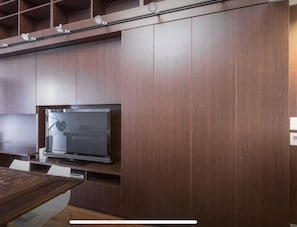 Television - gorgeous star house (Kyoto)