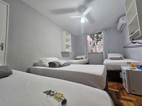 Basic Single Room | 1 bedroom, minibar, blackout drapes, iron/ironing board