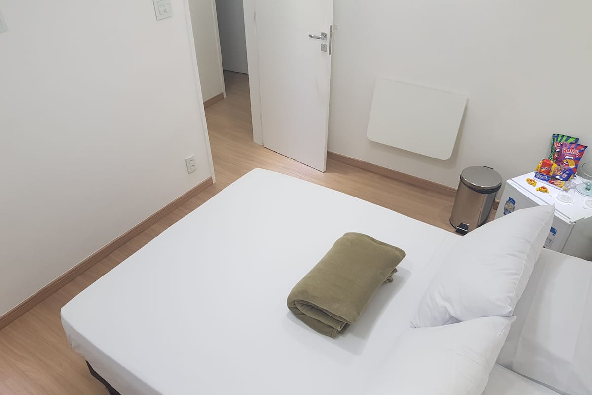 Traditional-Doppel- oder -Zweibettzimmer