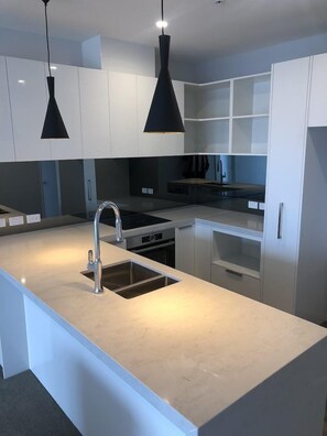 Dishwasher - Luxury Miro @ Mt. Eden (Mount Eden)