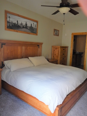 3 bedrooms, in-room safe, iron/ironing board, travel cot - Book your Summer vacation in Paradise! (Mt Crested Butte)