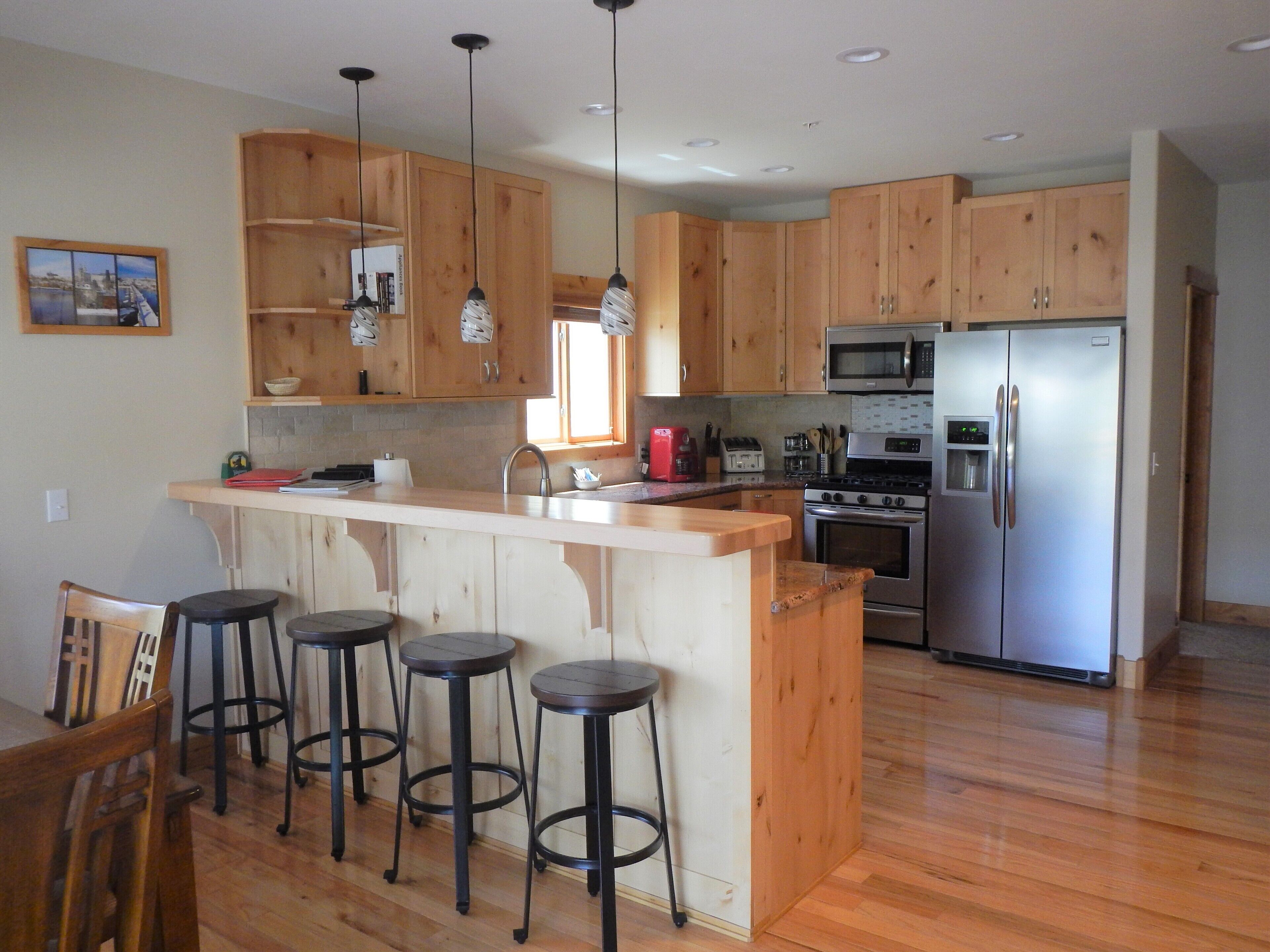 Fall is here!! Crested Butte is turning "Gold"!!! Come to enjoy it!!