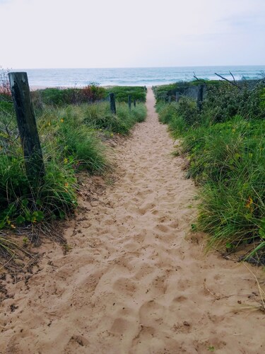 3 Min walk to the beach,  this little slice of heaven is your perfect getaway!