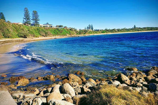 In StrandnĂ€he, LiegestĂŒhle