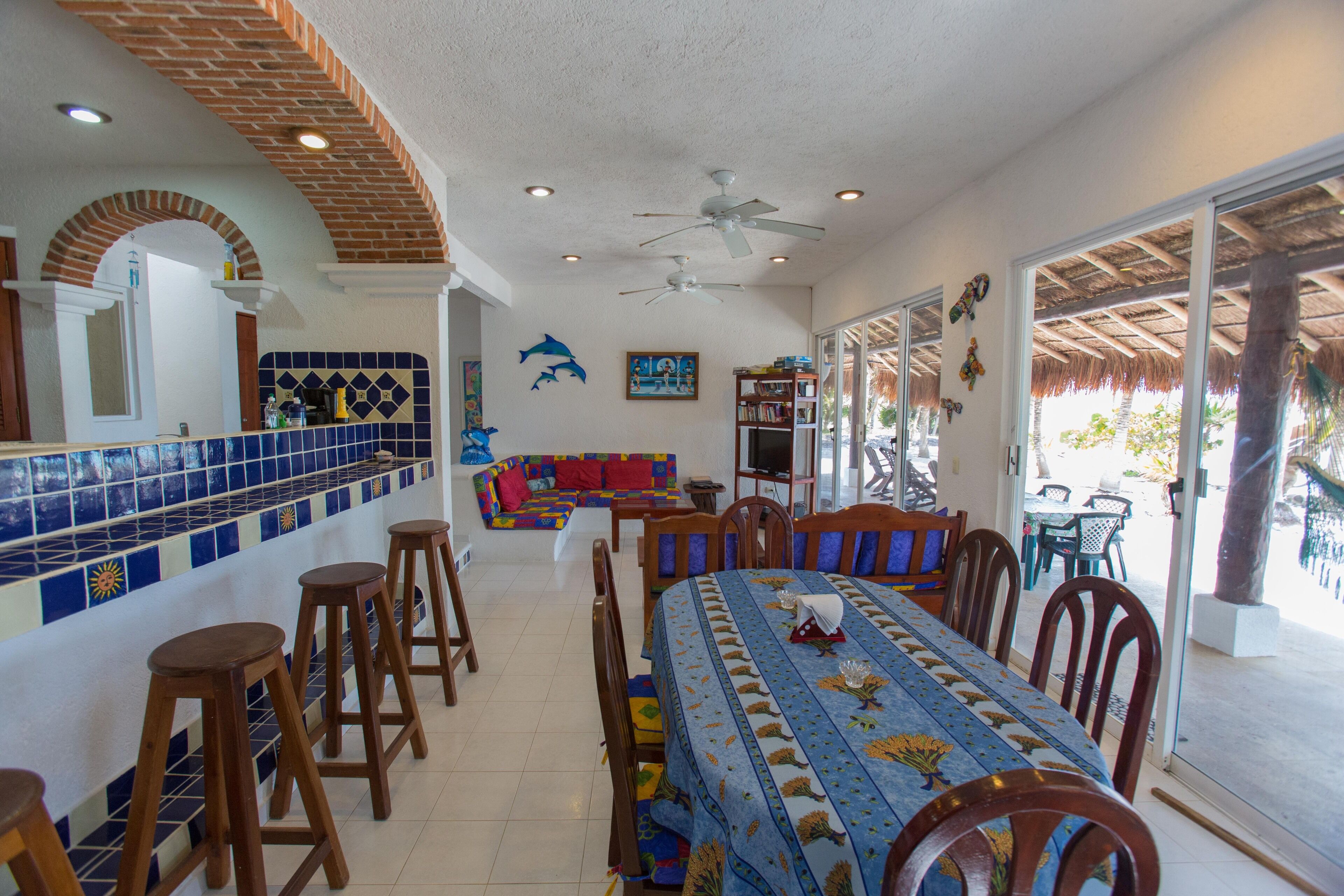 Beachfront Villa with pool & waterfall: Gorgeous sandy beach