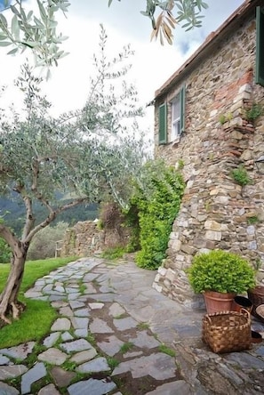 Property grounds - Villa rental in Cinque Terre in a spectacular position (Monterosso Al Mare)