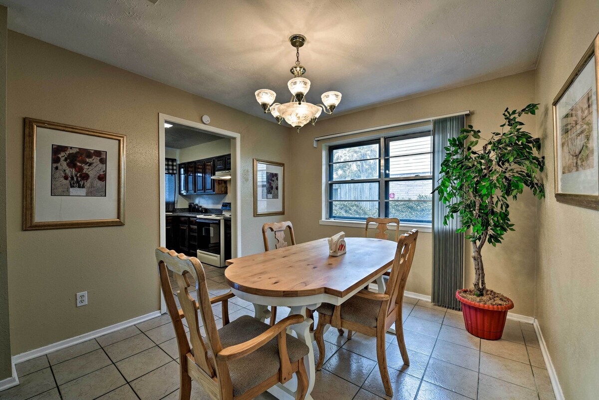 Photo 2 of Pet-Friendly Missouri City Home w/ Fenced-In Yard!