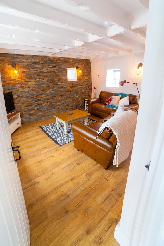 Preseli Cottage, Wynd Hill Hideaway - Walk To Coast Path, Beach And Pub! - Pembrokeshire
