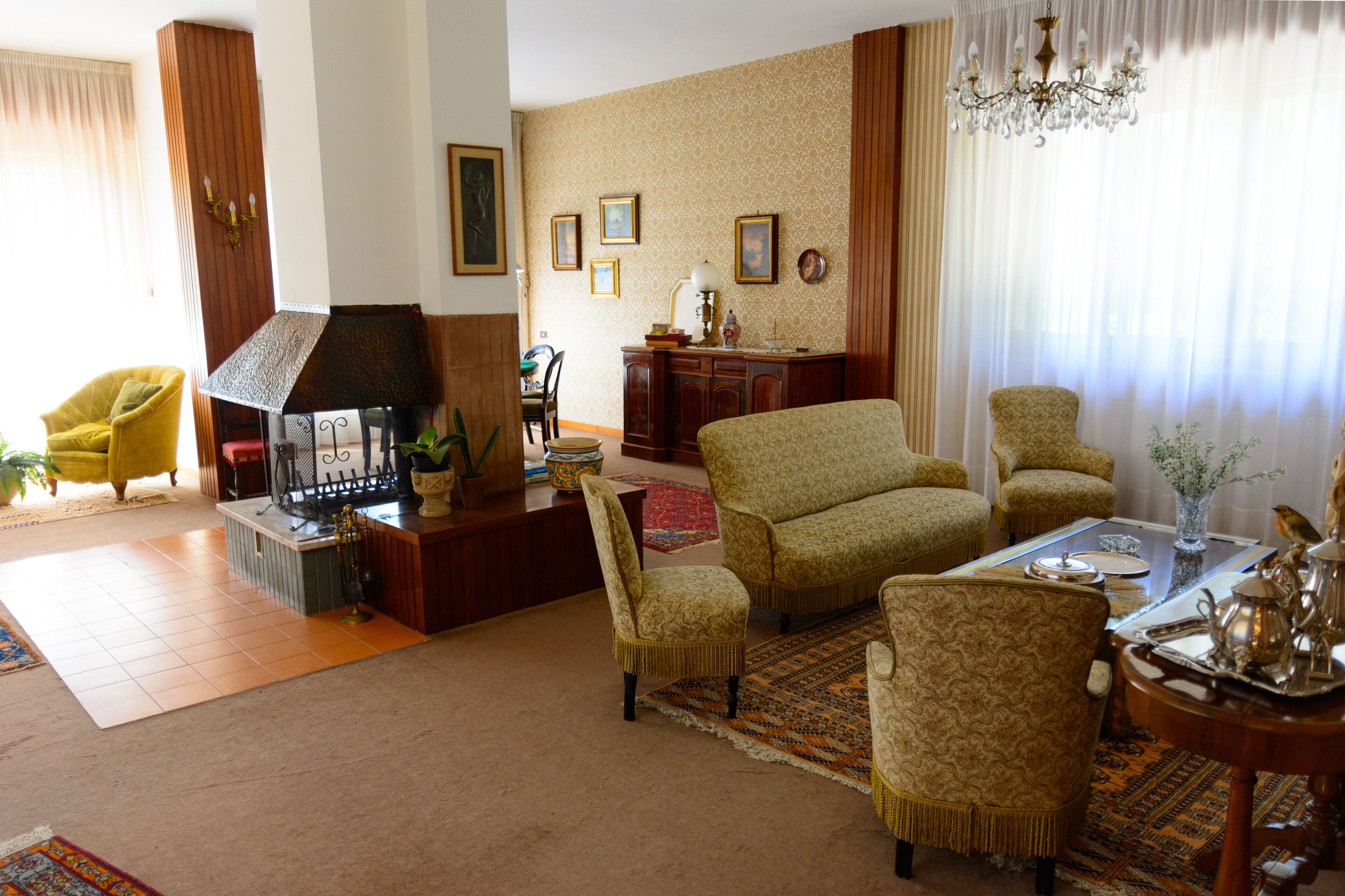 Castel di Sangro Villa with park in the heart of the city