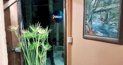 Raindrops Apartments