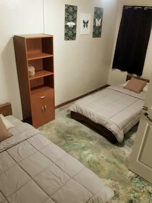 Basic Apartment, 2 Bedrooms, Non Smoking, Mountain View | Hypo-allergenic bedding, individually decorated, individually furnished - Raindrops Apartments (Monteverde)