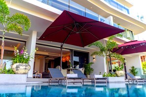 Suite – deluxe, bassengutsikt | Utsikt fra rommet