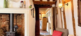 Sjarmerende hytte fra 1500-tallet i elegant og historisk Hingham