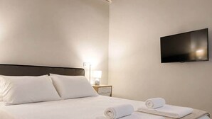 1 室のベッドルーム、アイロン / アイロン台、旅行用ベビーベッド、WiFi (無料)