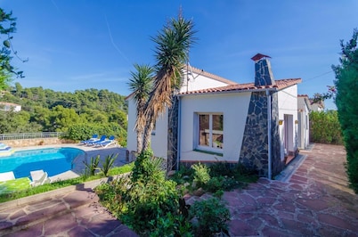 Club Villamar - Charming villa with private pool in the picturesque town of Tossa de Mar on the C...