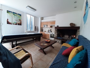 TV, fireplace, DVD player, ping pong