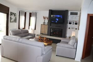 TV, DVD player, stereo