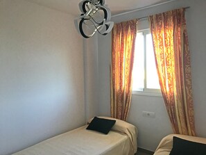 1 chambre, Wi-Fi gratuit, draps fournis