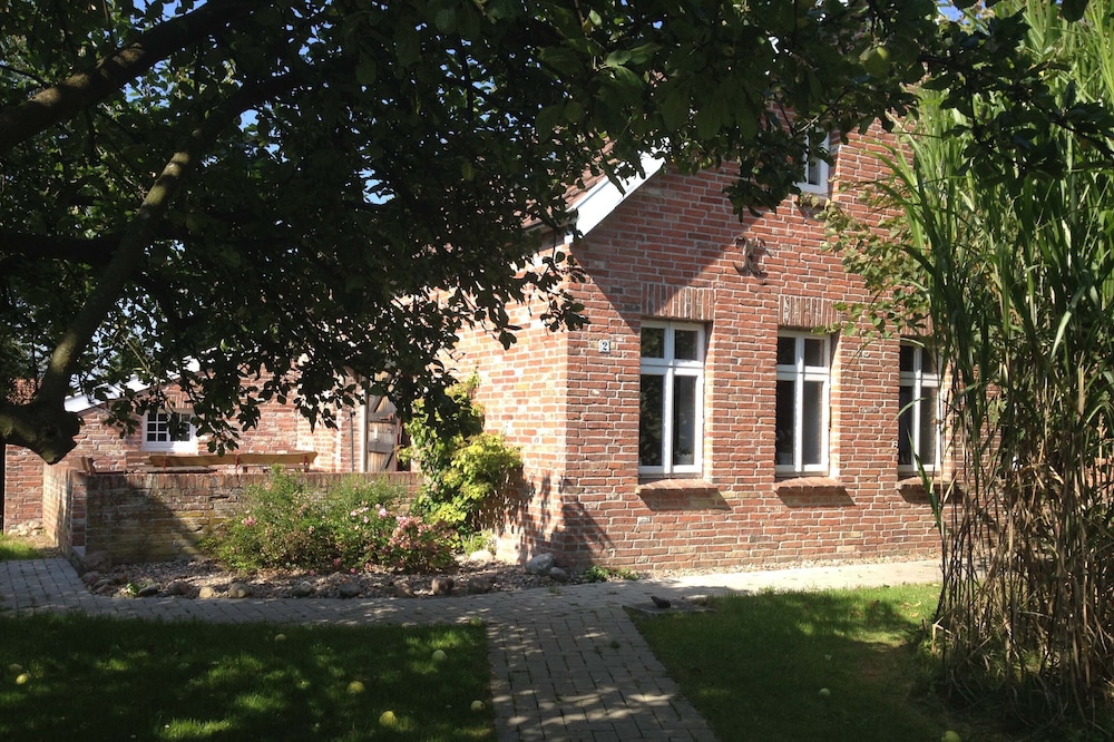 North Sea holiday in style in 200 year old country house, 6 km from the sea