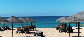 Charming Villa with Stunning Sea Views, Private Pool & Garden – Family-Friendly