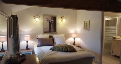 IRIS room 1 to 2 people at the GĂźte de PĂšres