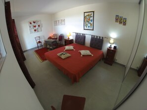 1 Schlafzimmer, Bügeleisen/Bügelbrett, Reisekinderbett, kostenloses WLAN