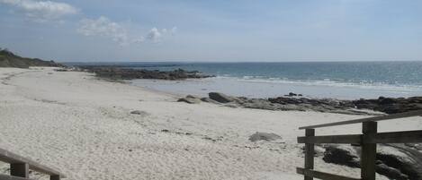 Beach nearby, sun loungers