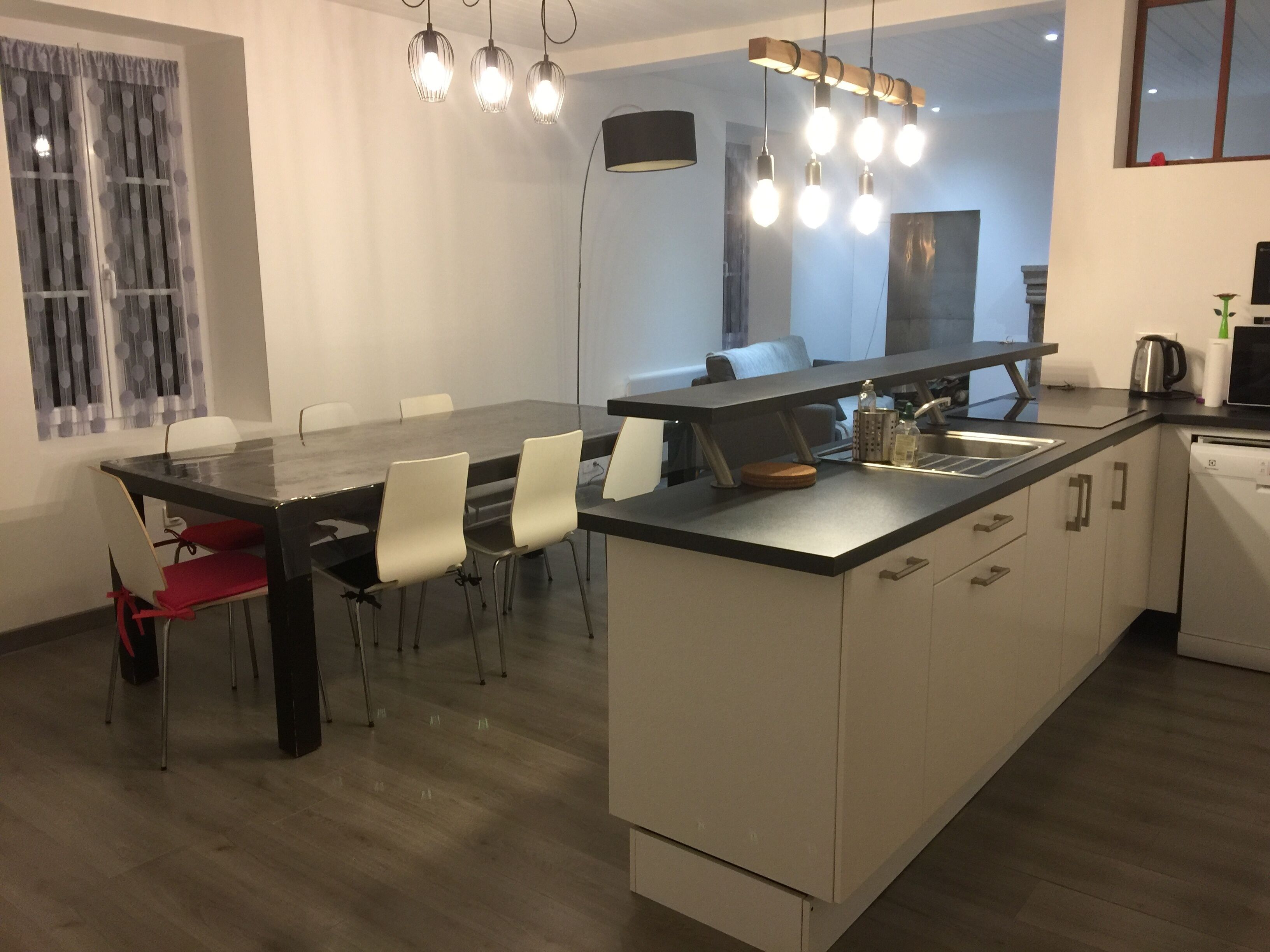 charming house, 10km puy du fou, wifi terrace, near Cholet Clisson