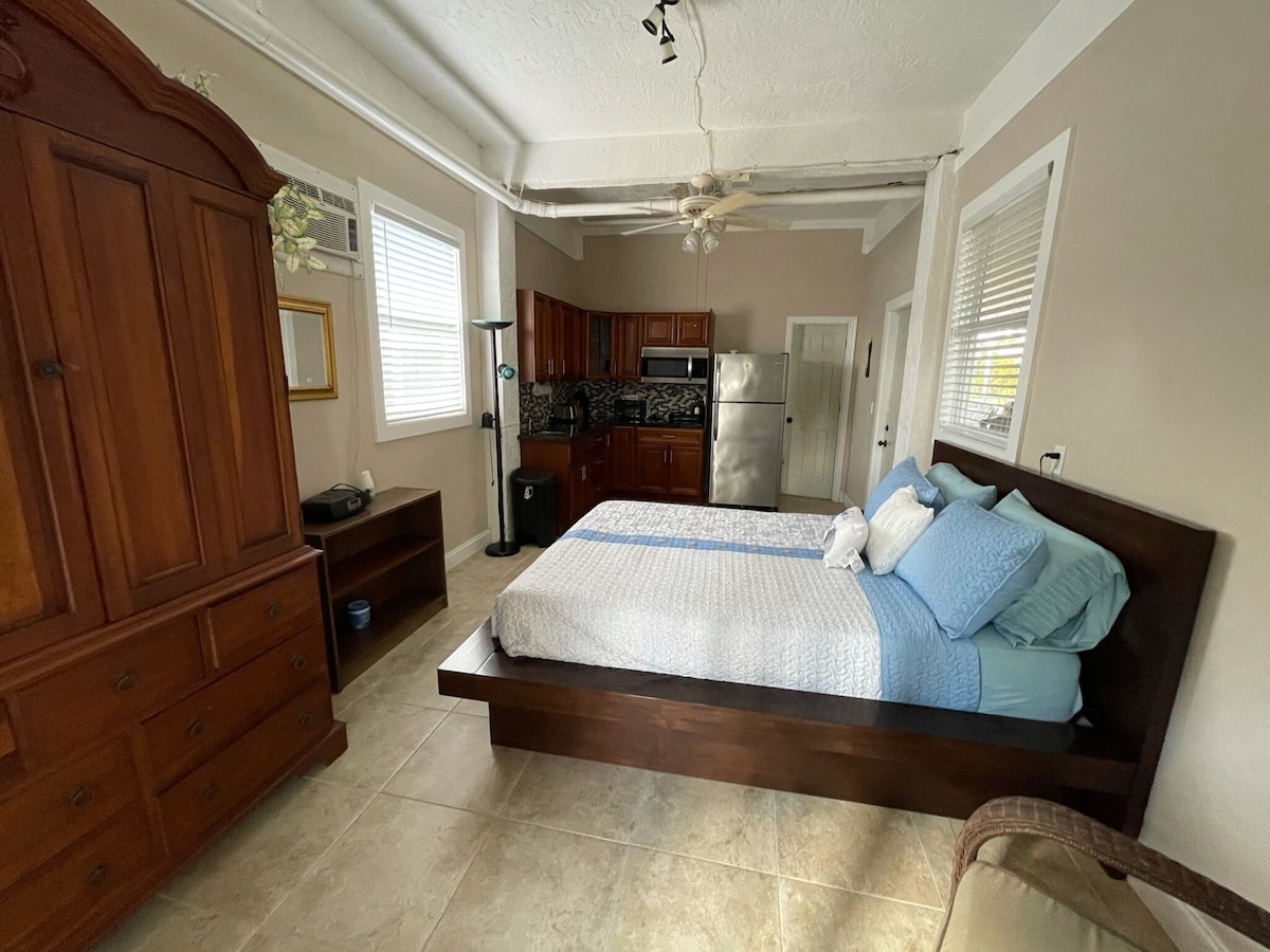 Photo 27 of Private Waterfront home with pool and hot tub with large dock in Isle of Capri