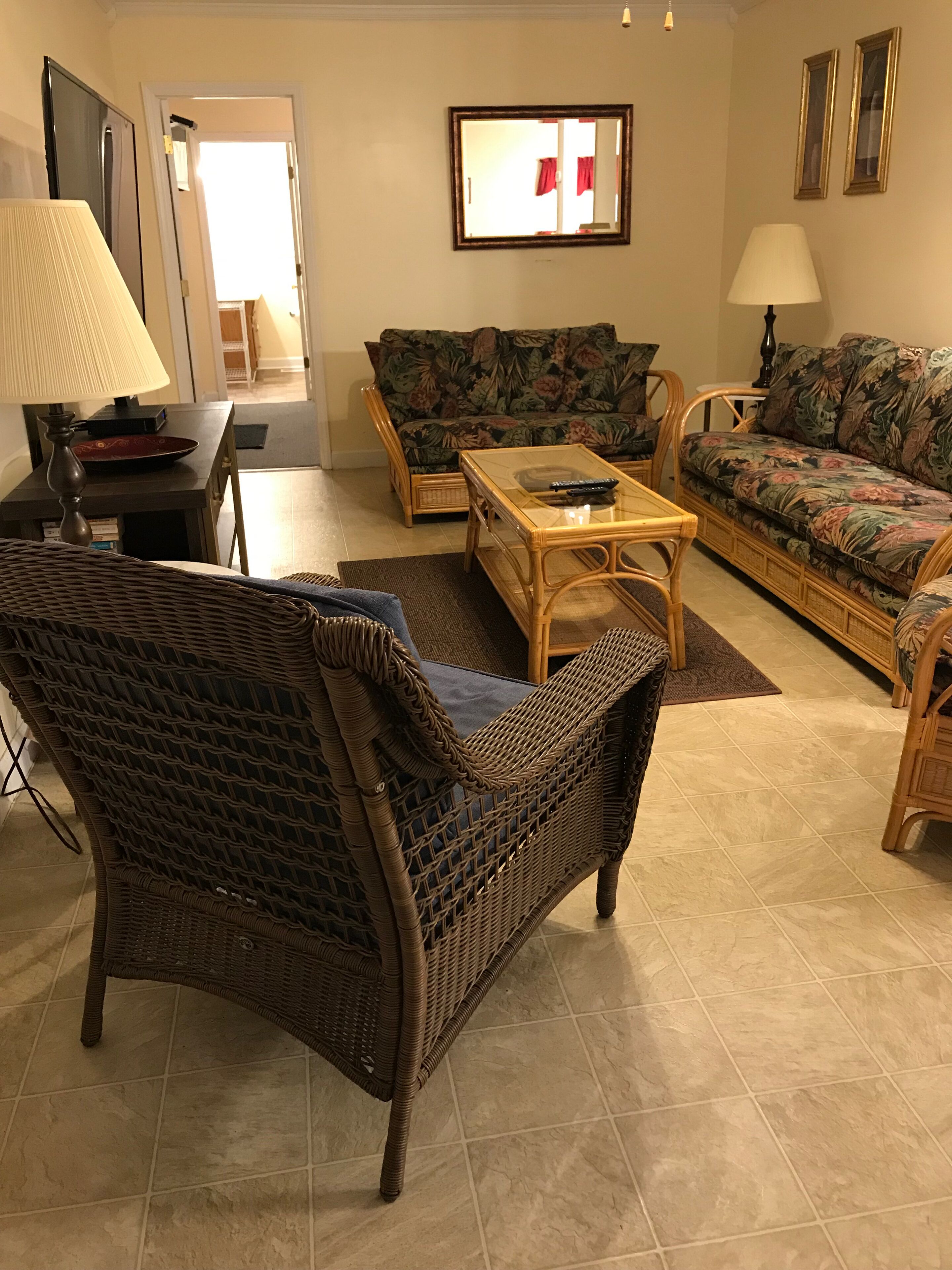 3 Bedroom, 2 Bath- sleeps 7 -Ocean Lakes Campground- WIFI- Pet Friendly