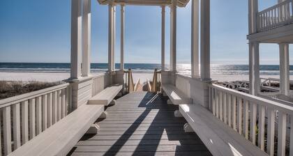 Gulf Front Cottage with Beach Access In Private Gated Community