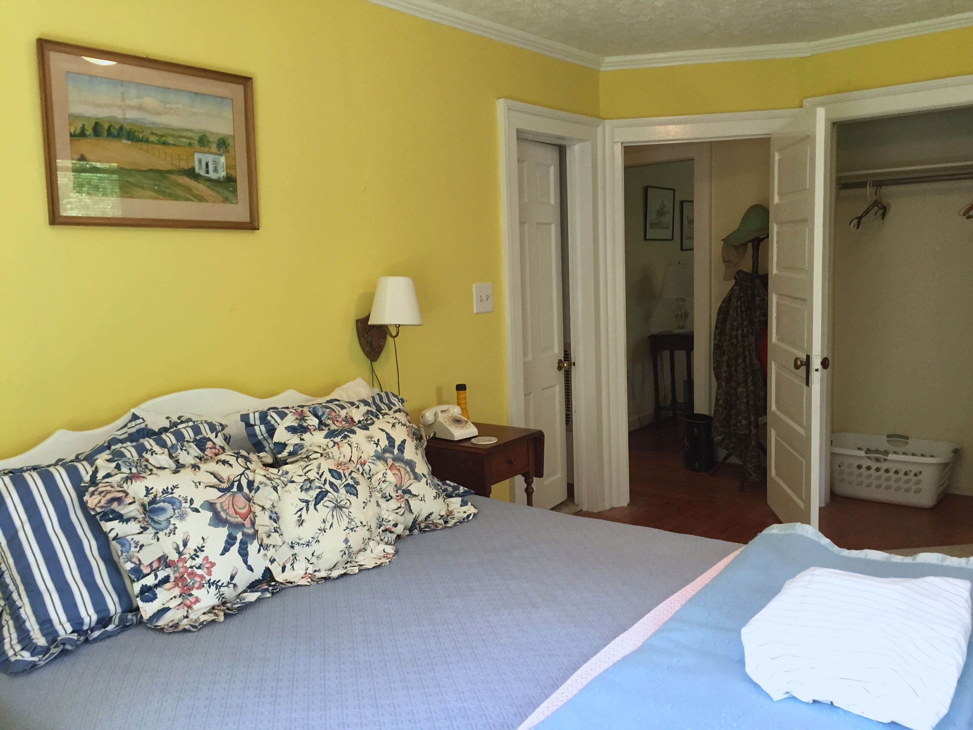 Peaceful & Private Family Retreat -  5bd/3ba