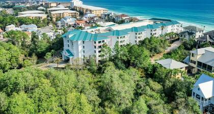 'My Blue Haven' l Beachfront Building I Private Beach I Seasonal Beach Set Up