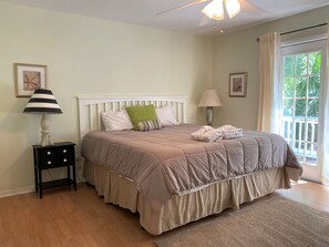 5 bedrooms, free WiFi, bed sheets