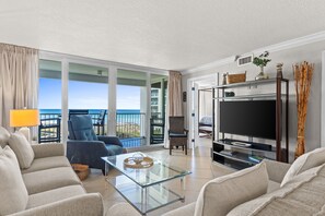 Smart TV, Netflix, Hulu, books