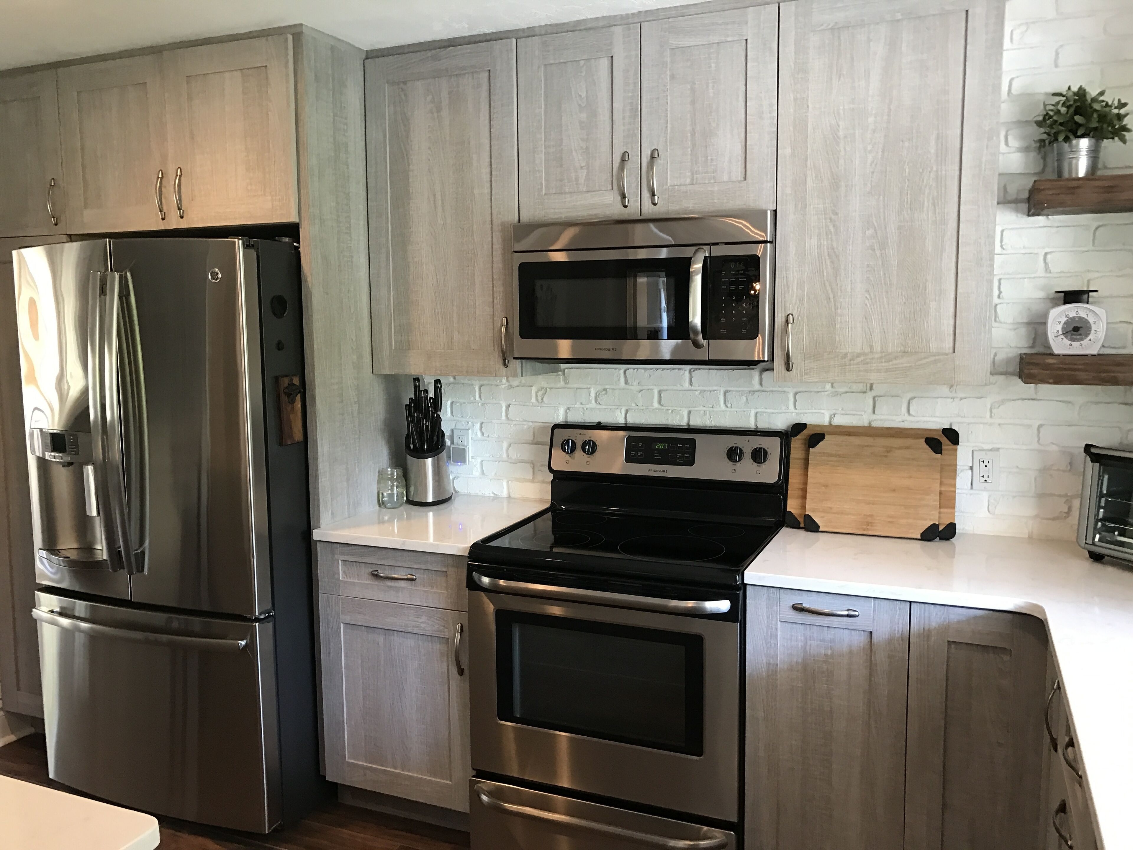 2.5 miles to Siesta Key! Rated the #1 Beach in the US!