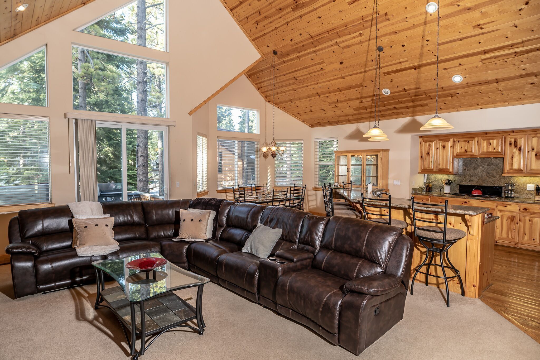 S. Tahoe Luxury Home, 5 Minutes to Heavenly lodge
