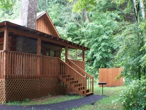 Exterior - Psalm91:11 4-miI Pkwy-Pigfor~Jacz-hotub-wifi-gasfirplce,Gas Grill-NO EXTRA FEES (Pigeon Forge)