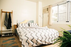 Gallery Double Room, 1 Queen Bed, City View