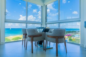 Interior - Azure Beach Residences 3 Bed/3 Bath Suite 180 Degree Views of  Eagle/Palm Beach. (PALM BEACH)