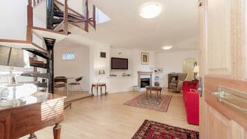 Smart TV, DVD player, books, music library