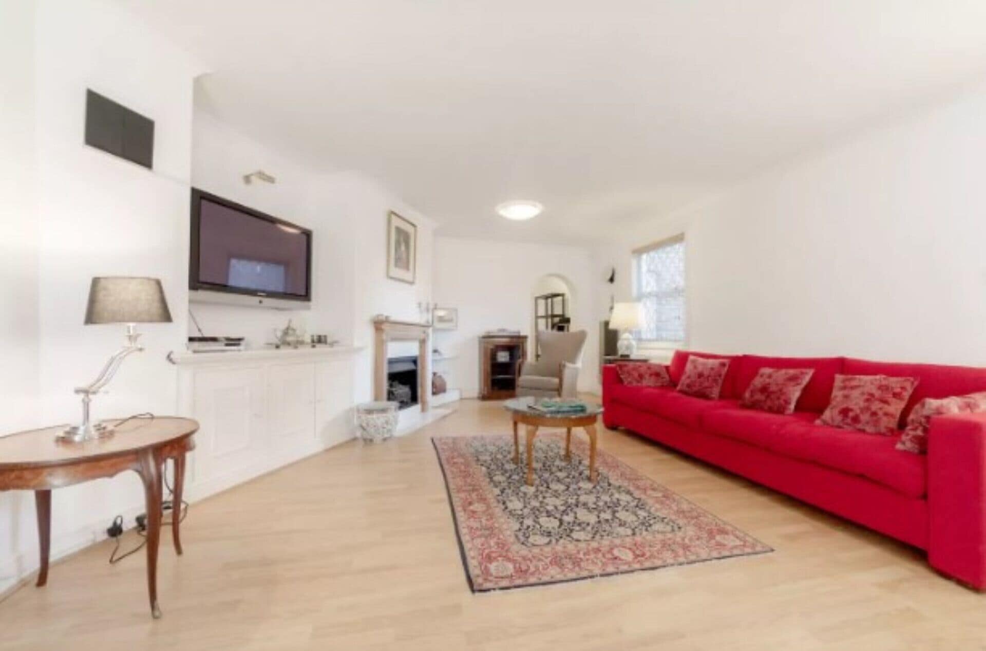 Smart TV, DVD player, books, music library