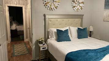 4 bedrooms, desk, iron/ironing board, free WiFi