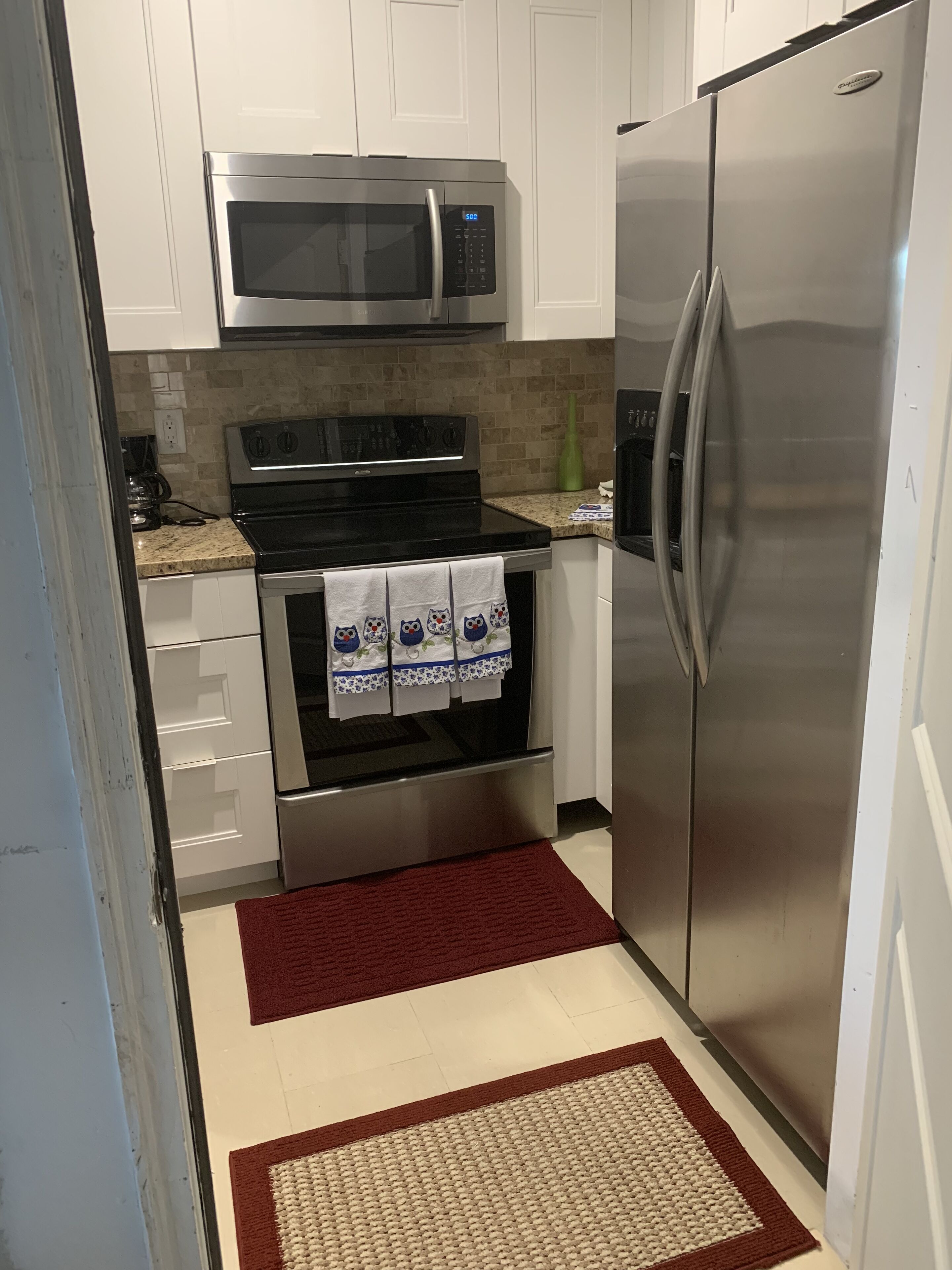 Side beach house 5 minutes to the Beach