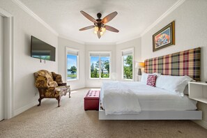 7 bedrooms, iron/ironing board, free WiFi, bed sheets