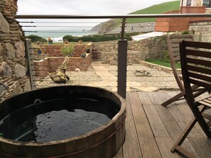 Bain à remous extérieur