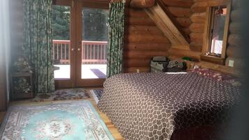 Room, 1 King Bed (B) | View from room