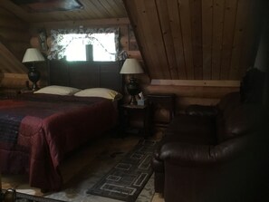 Room, 1 Queen Bed (C) | Desk, free WiFi, bed sheets - Redwood Log Cabin (Crescent City)