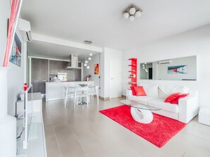 Smart TV, DVD player, books, stereo - Beautiful contemporary Villa (Orihuela)