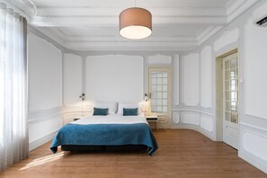 4 dormitorios, tabla de planchar con plancha, wifi gratis y ropa de cama